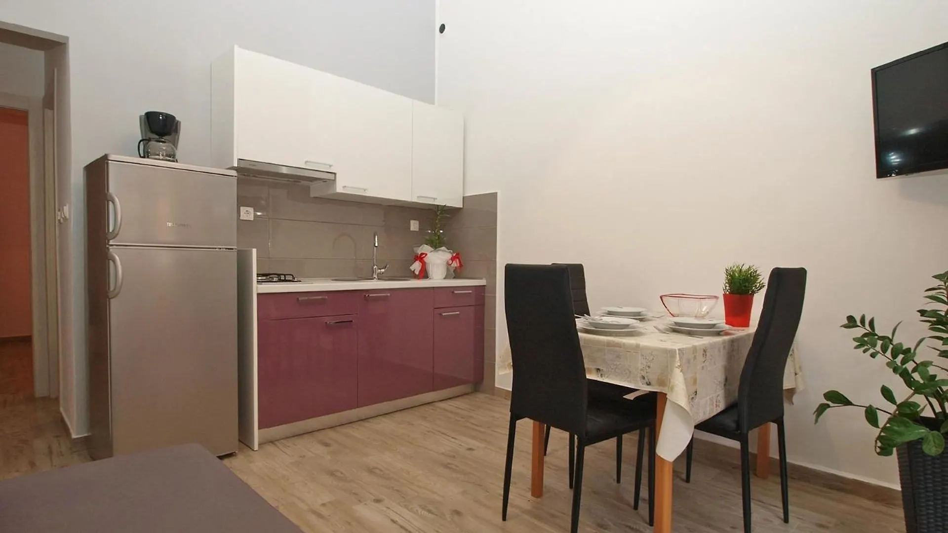Ferienwohnung Fuer 3 Personen Ca 35 Qm In Pula, Istrien Istrische Riviera Croatia