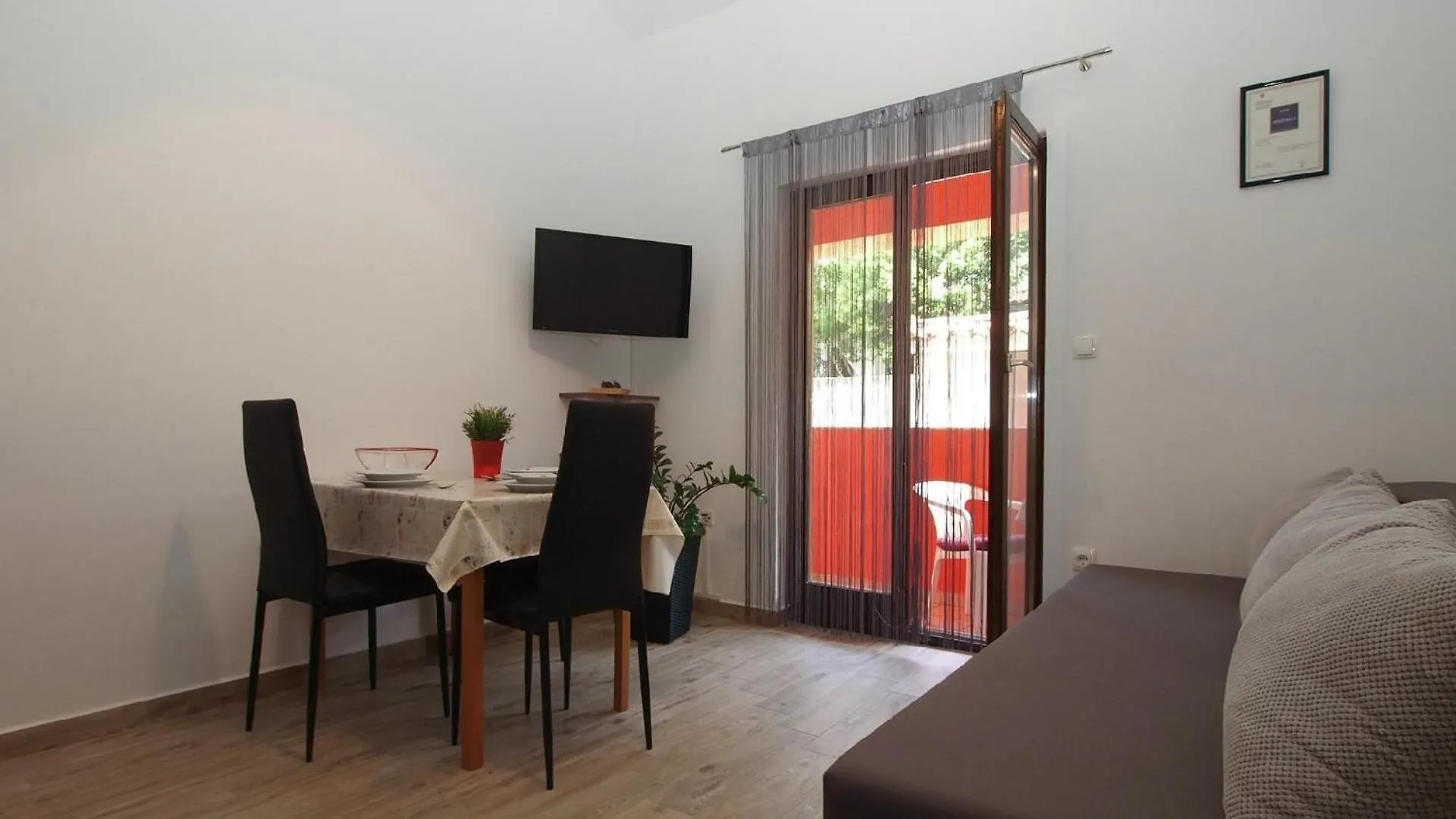 Apartment Ferienwohnung Fuer 3 Personen Ca 35 Qm In Pula, Istrien Istrische Riviera